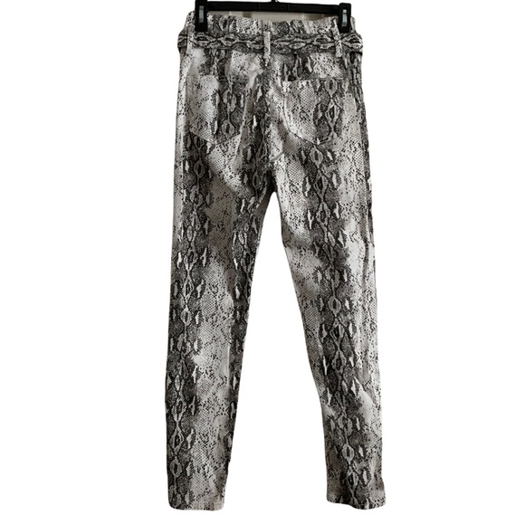 Akira Women’s Snake Print Belted Long Pants Size 5 - Picture 3 of 16